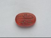 Oval bezel seal with nasta&lsquo;liq inscription and floral decoration (LI1008.127)