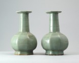 Greenware octagonal bottle (LI1301.103.1)