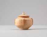 White ware jar and lid with diagonal stripe decoration (LI1301.145)