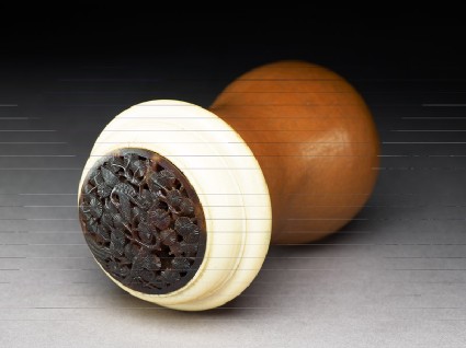 Gourd cricket cage with tortoiseshell and ivory lidoblique