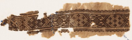 Textile fragment with hexagons linked by diamond-shapesfront