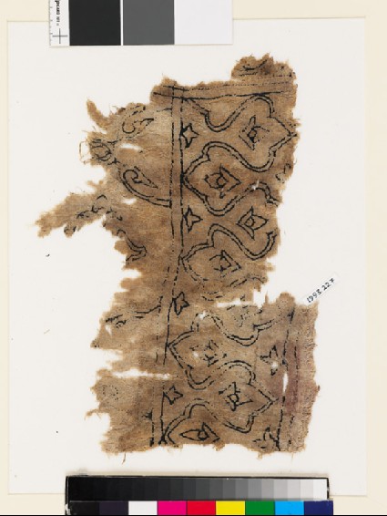 Textile fragment with trefoils, stylized buds, and leavesfront