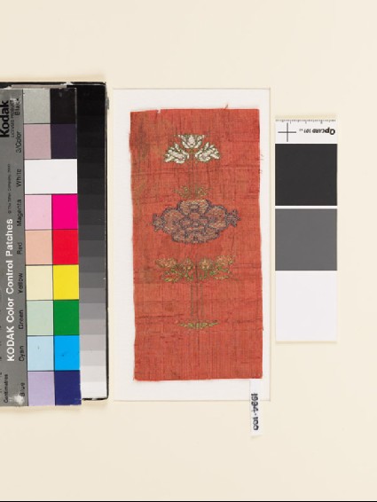 Textile fragment with flowersfront