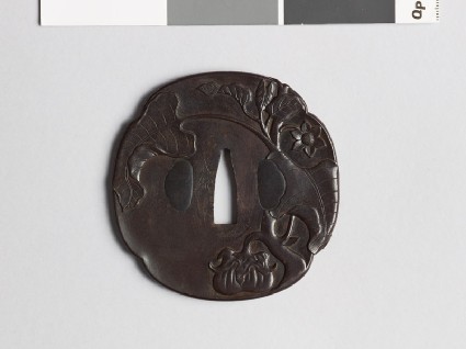 Mokkō-shaped tsuba with tomato plantfront