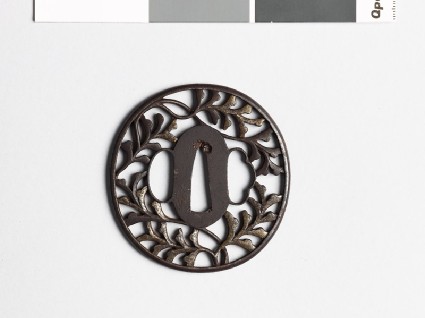 Tsuba with yarrow spraysfront