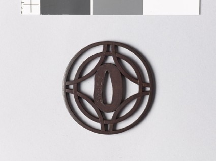 Tsuba with shippō diaper of interlaced circlesfront