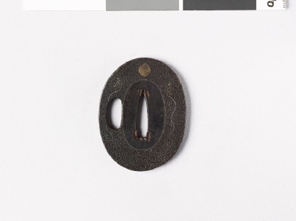 Tsuba with dragons and sacred pearlfront