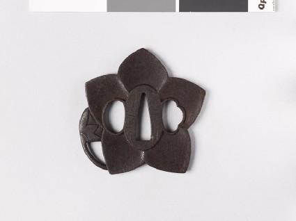 Tsuba in the form of a morning glory flowerfront
